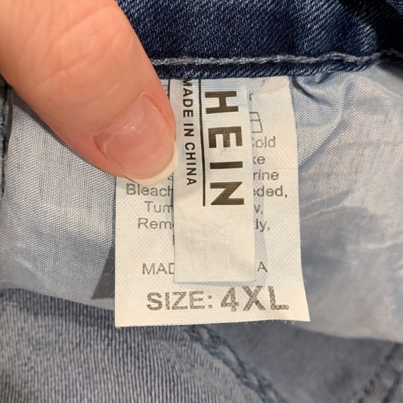 Shein Jean Shorts - Picture 3 of 3